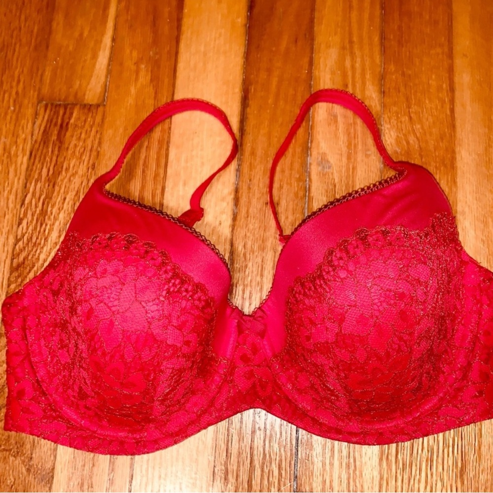 Victoria's Secret Red Lace Push-Up Bra